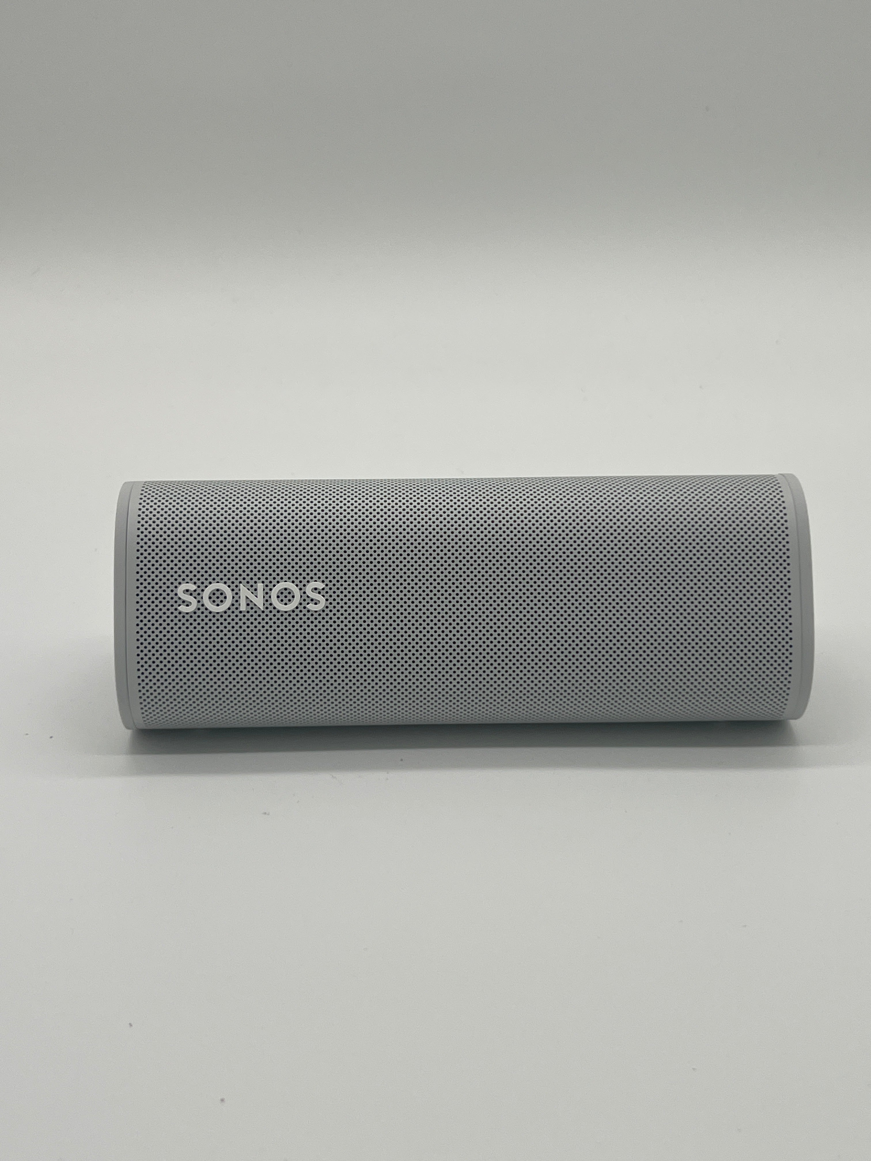 Sonos Roam – Mobiler Bluetooth-Lautsprecher, wasserdicht, Weiß