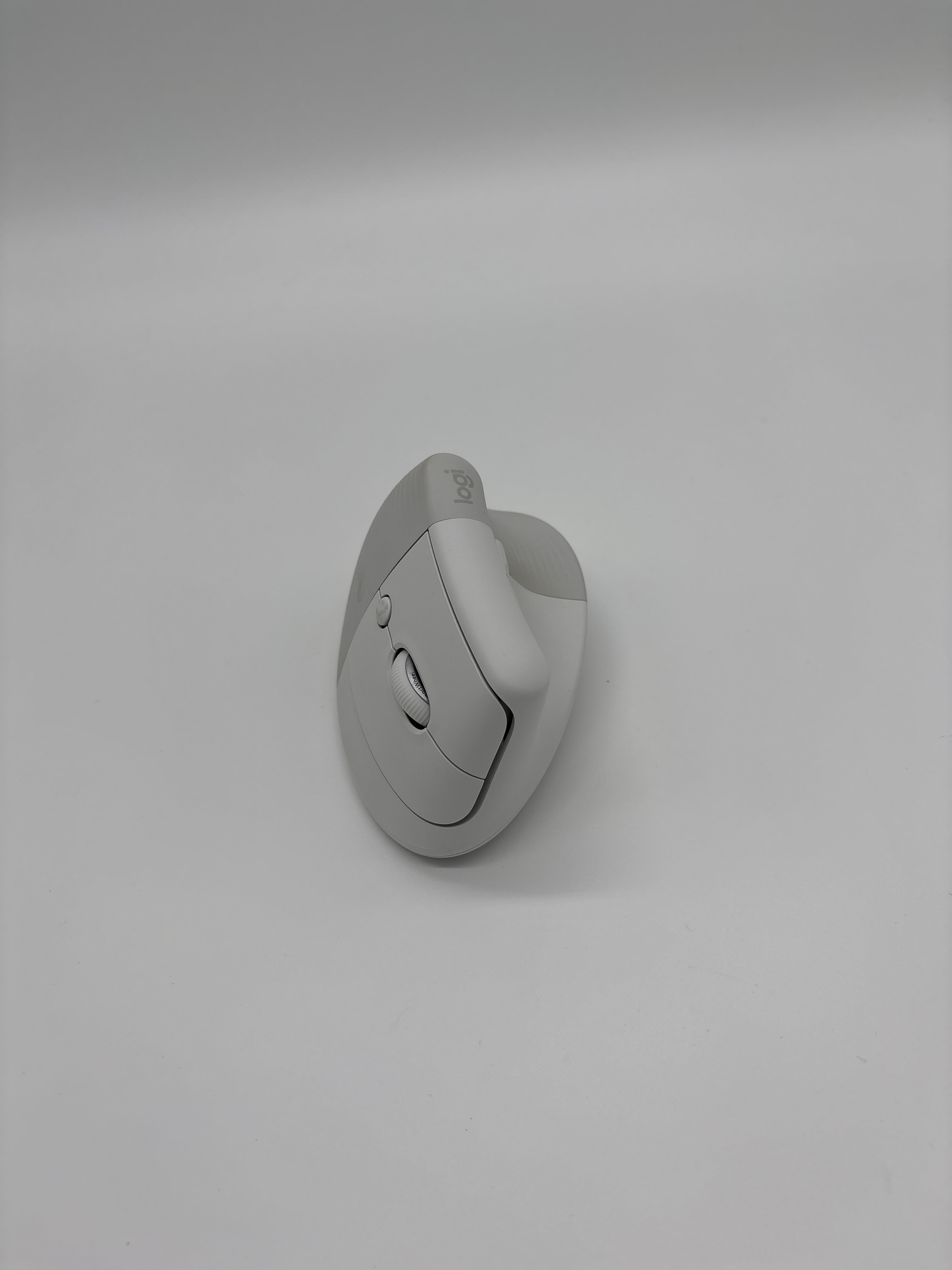 Logitech Lift für Mac Weiß – Kabellose Vertikale Ergonomische Maus