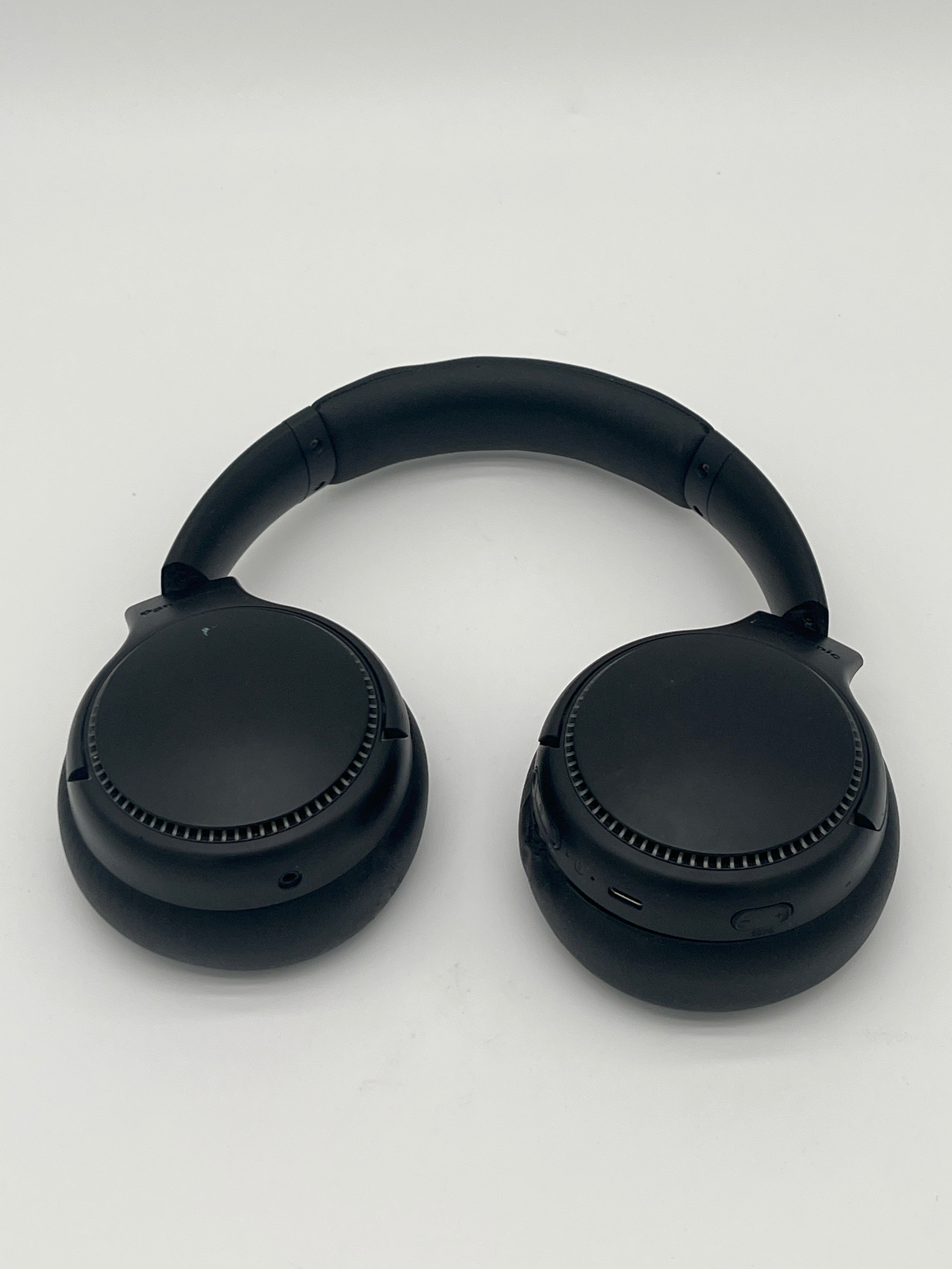 Panasonic M600B Over-Ear-Kopfhörer Hybrid ANC 65 Std. – Schwarz (ohne kapel)