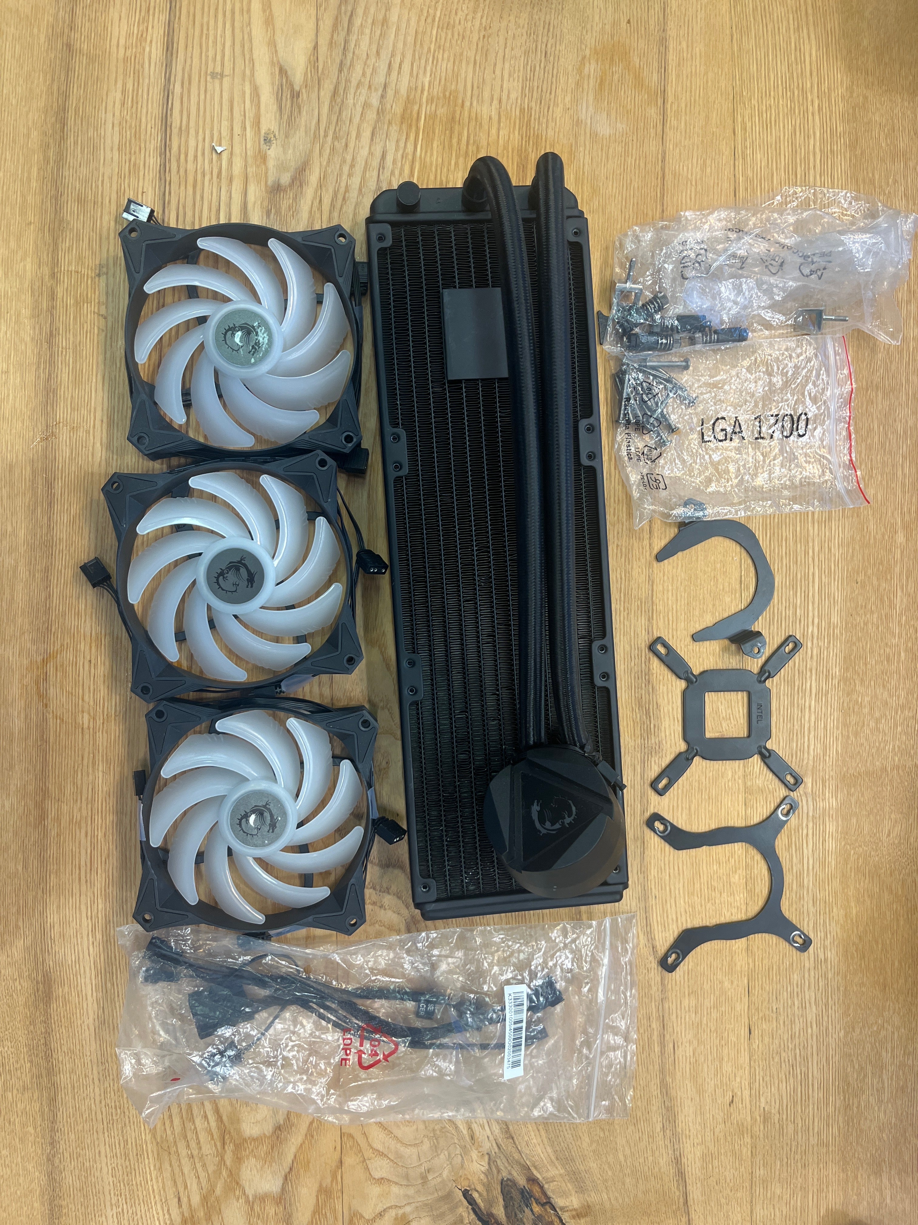 MSI MAG CORELIQUID 240R AIO CPU Wasserkühlung – AMD AM4( ohne ovp )