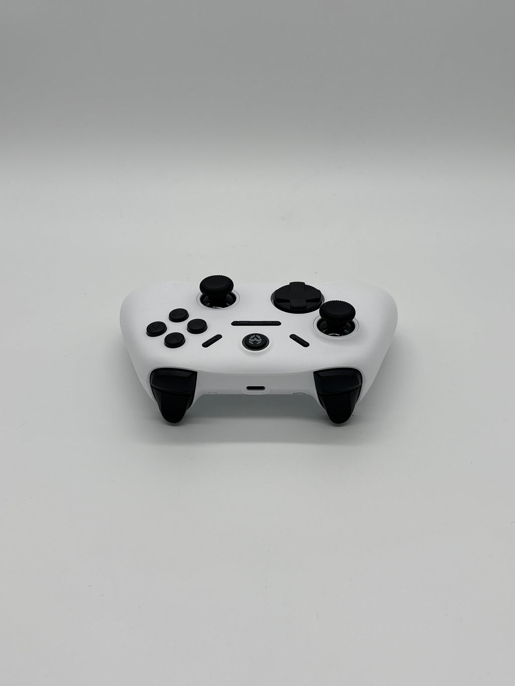 KROM KADOE Wireless Bluetooth 5.0 Controller – 15 Tasten, Dual-Vibration, 187g