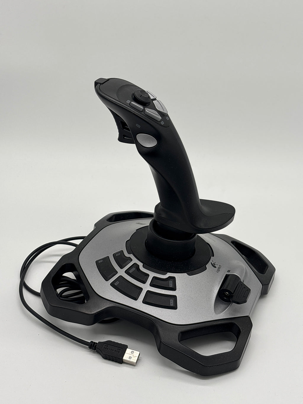 Logitech Extreme 3D Pro Joystick – Schwarz/Silber