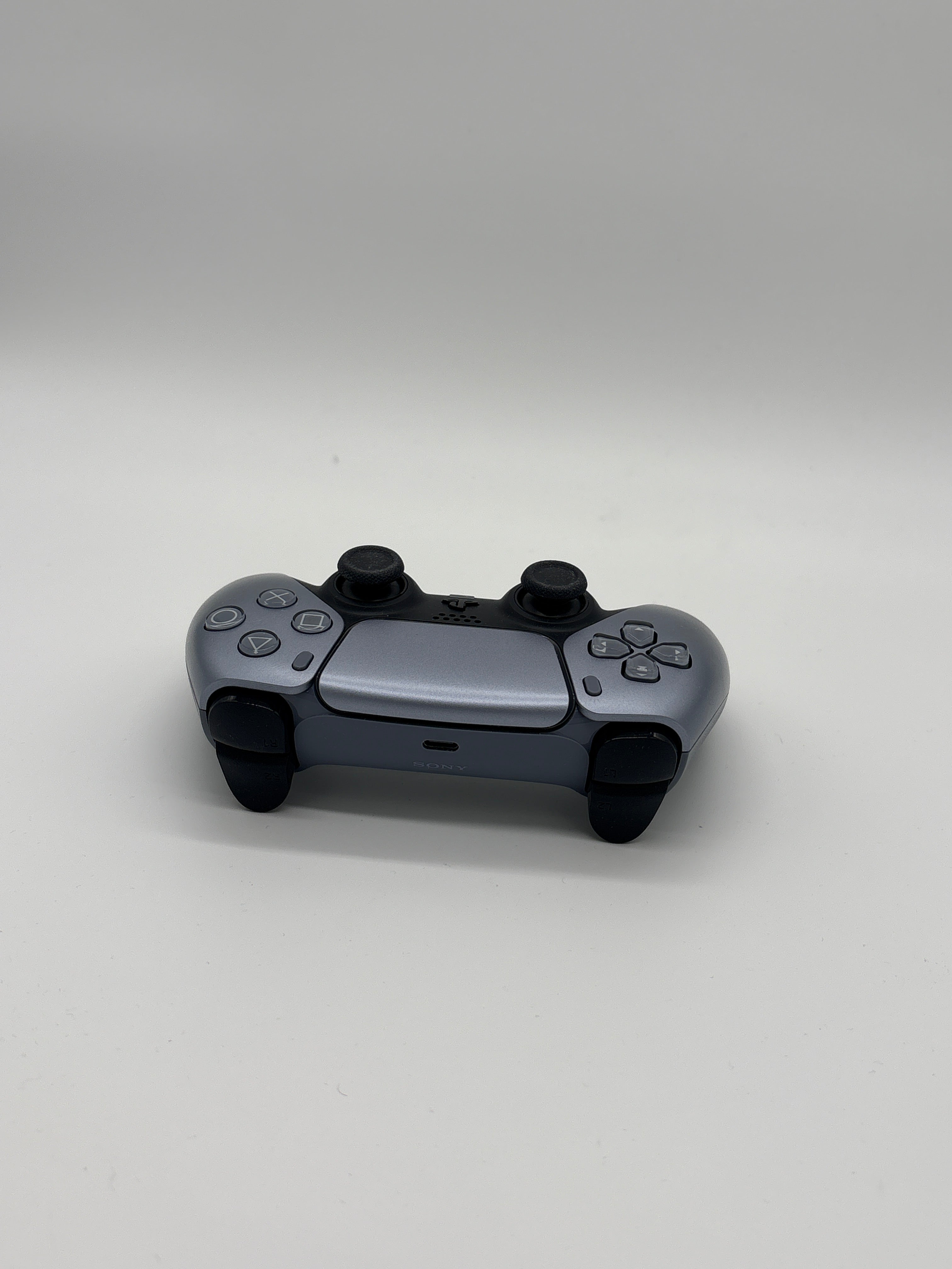 Sony DualSense Wireless Controller Sterling Silver – PS5