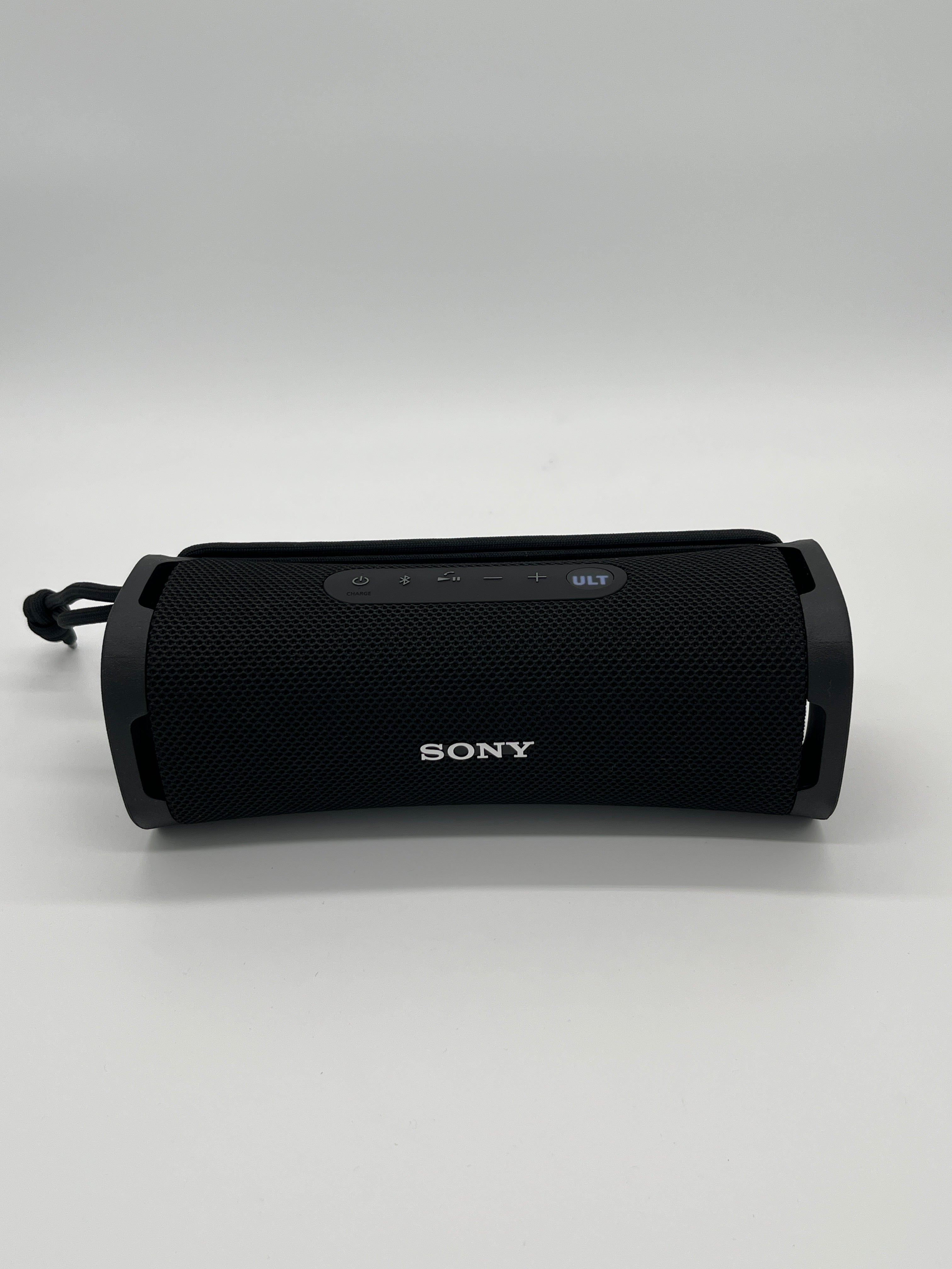 Sony ULT FIELD 1 – Bluetooth-Lautsprecher, IP67, 12h Akku, Schwarz