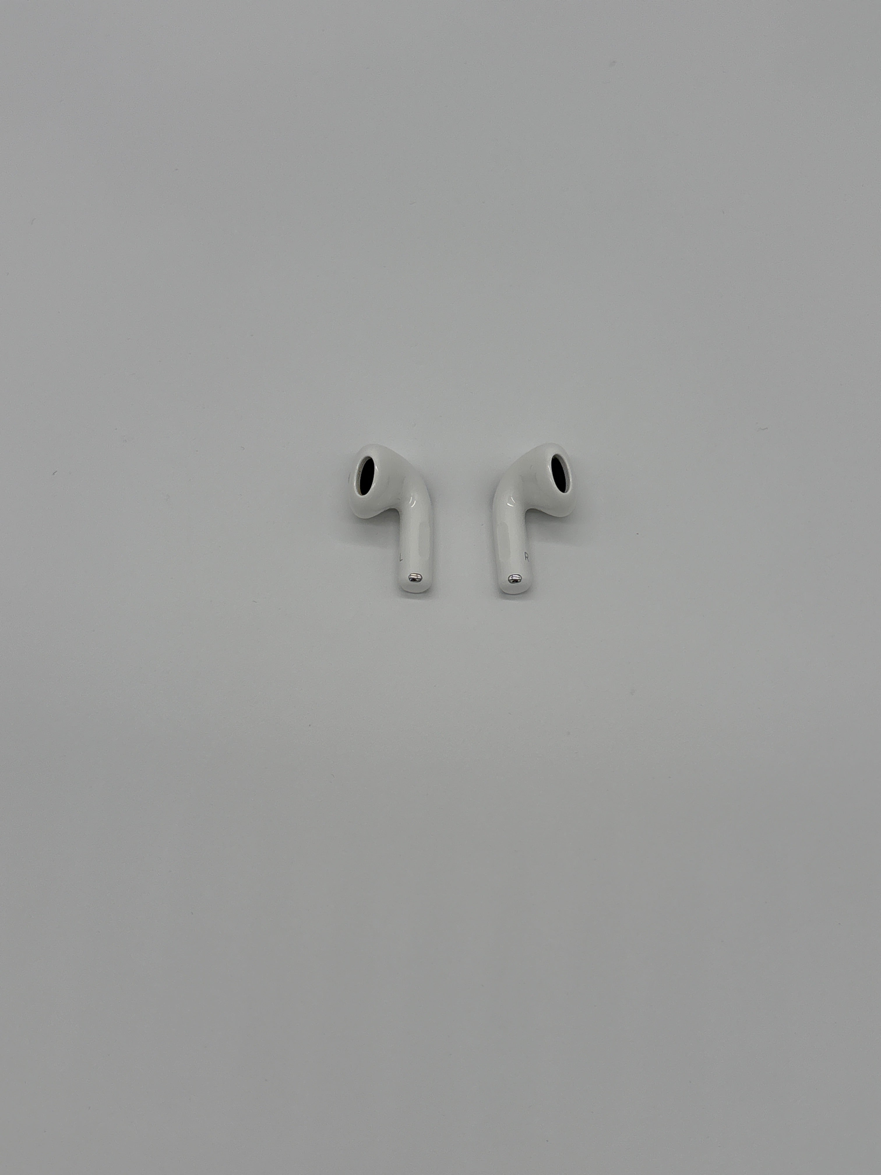 Apple AirPods 4 – Adaptives Audio, 3D Sound