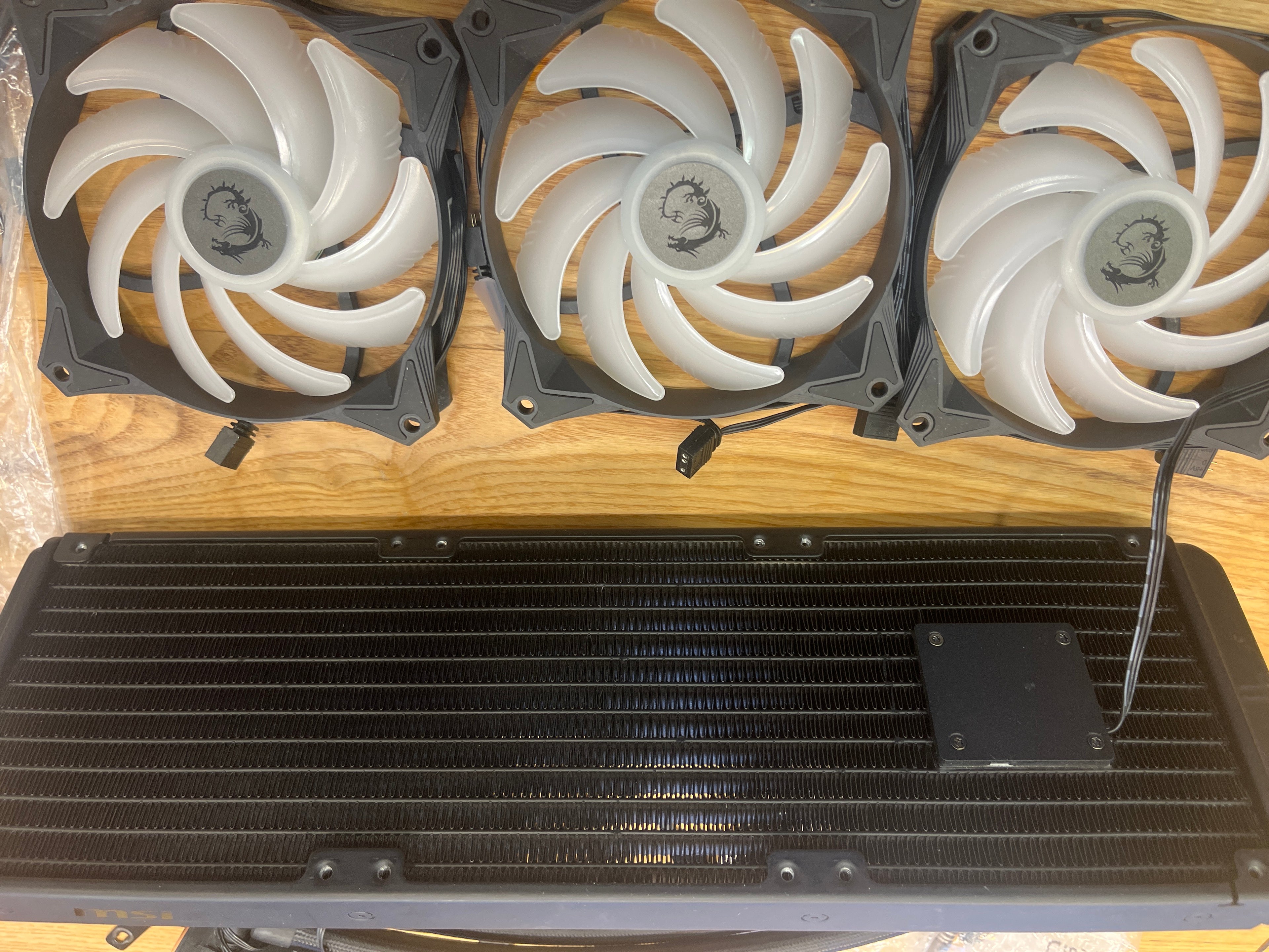 MSI MAG CORELIQUID 240R AIO CPU Wasserkühlung – AMD AM4( ohne ovp )