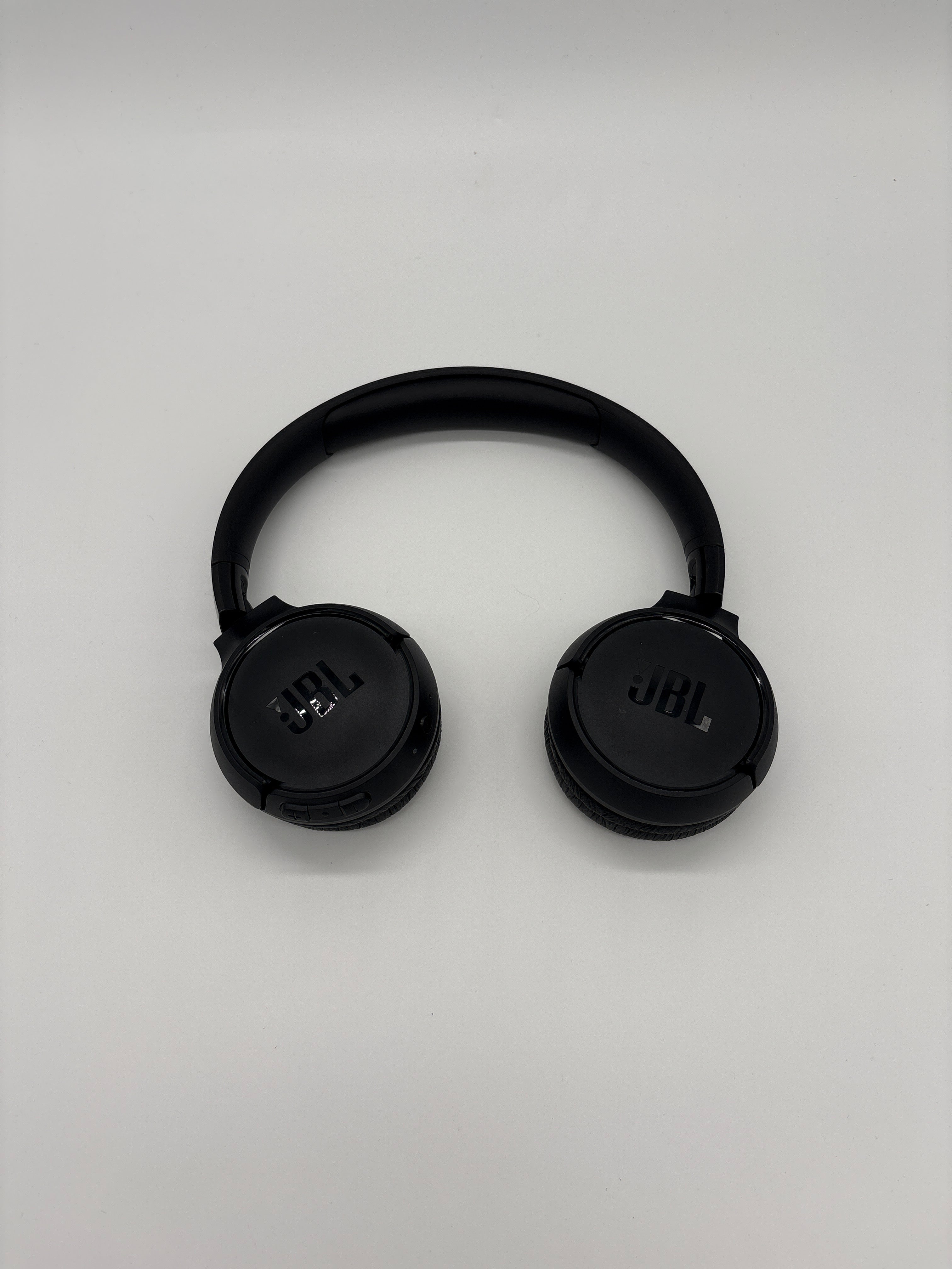 JBL Tune 520BT – Kabelloser On-Ear-Kopfhörer, Schwarz