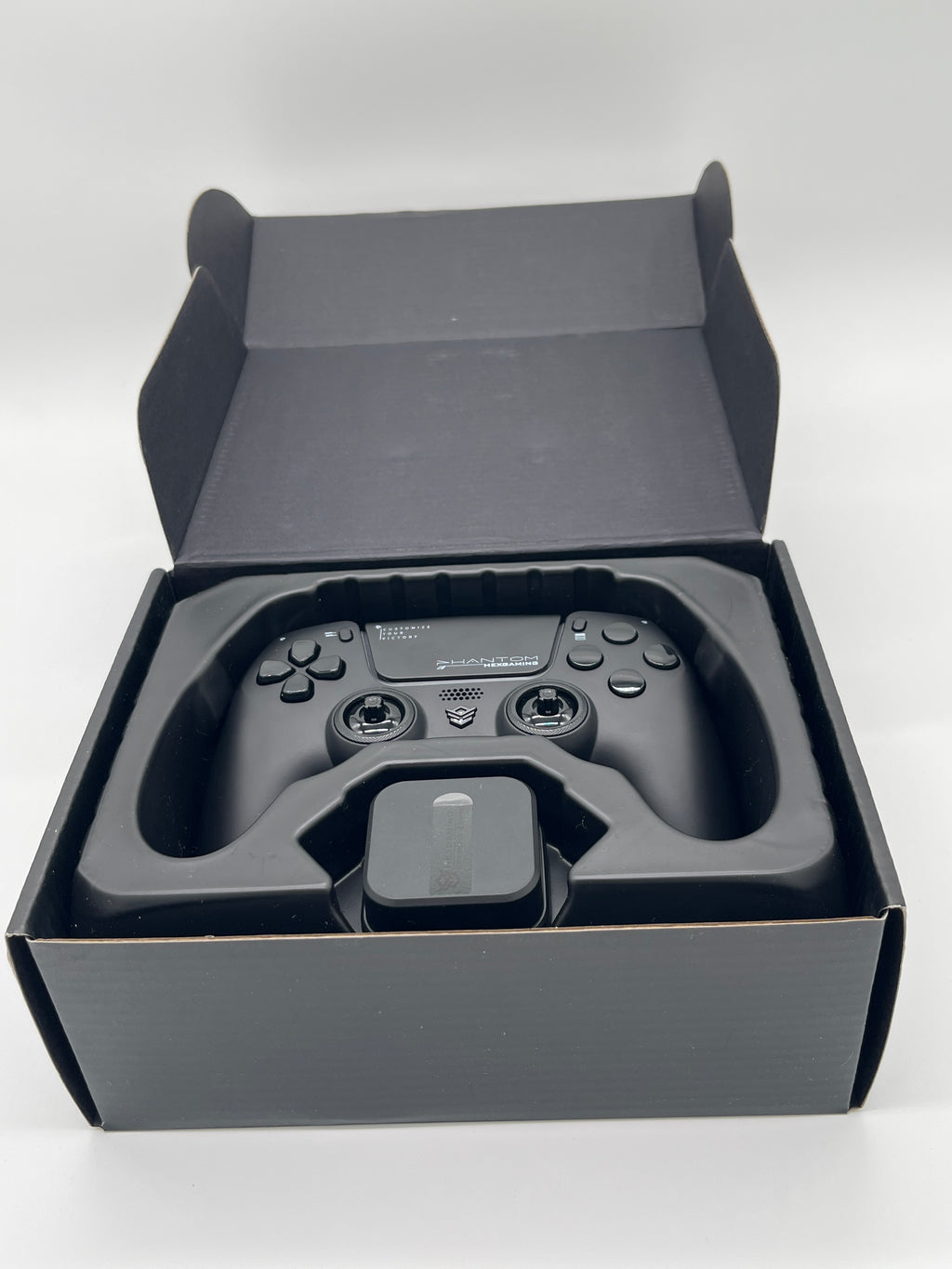 HEXGAMING PHANTOM Pro PS5 Controller – 4 Paddles, Hall-Effekt