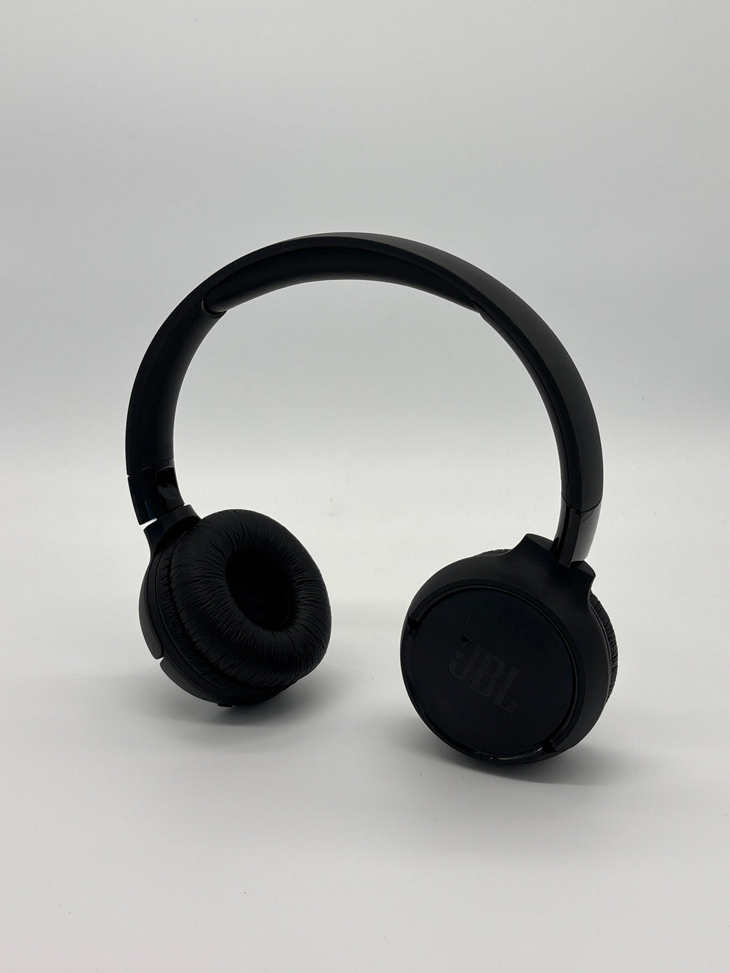 JBL Tune 520BT – Kabelloser On-Ear-Kopfhörer, Schwarz