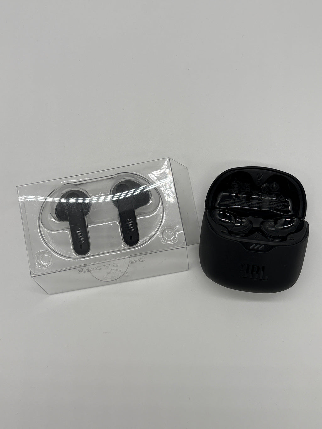 JBL Tune Flex TWS Schwarz – Rechter Ohrhörer & Ladecase funktionieren