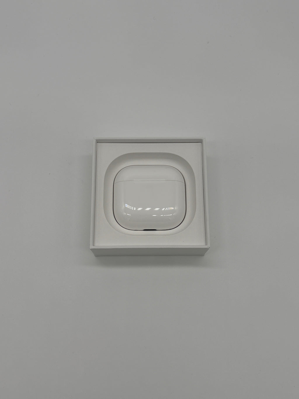 Apple AirPods 4 – True Wireless, H2-Chip, 24h, USB-C