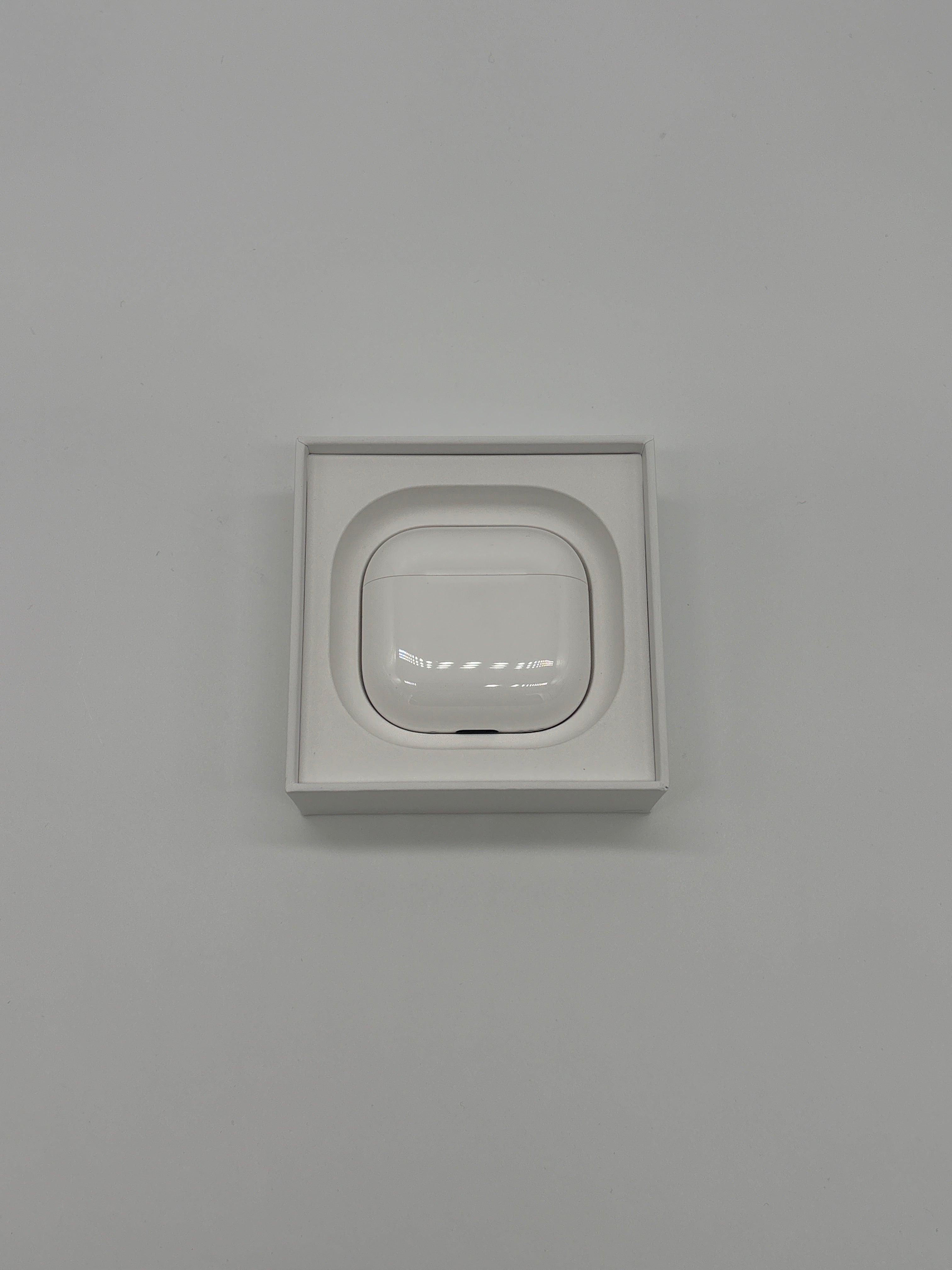 Apple AirPods 4 – True Wireless, H2-Chip, 24h, USB-C