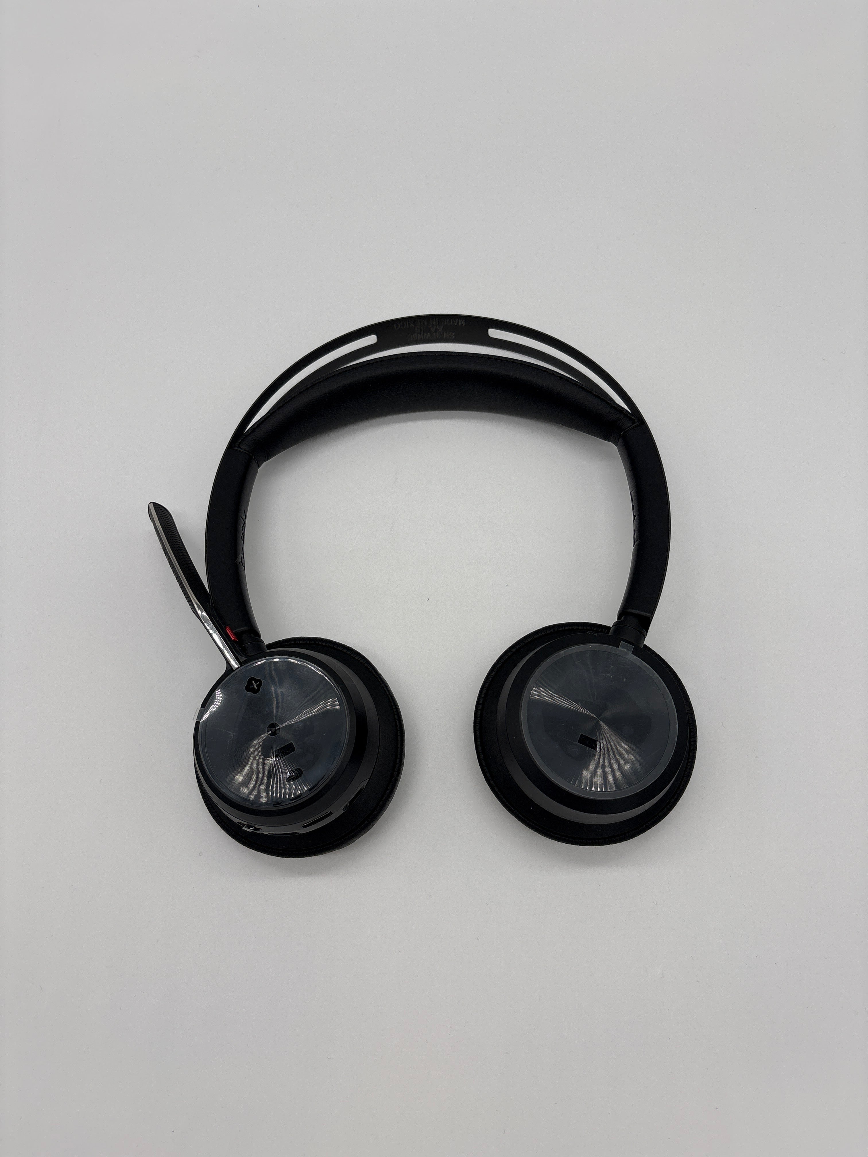 Poly Voyager Focus 2 – USB-C Headset mit ANC & Acoustic Fence