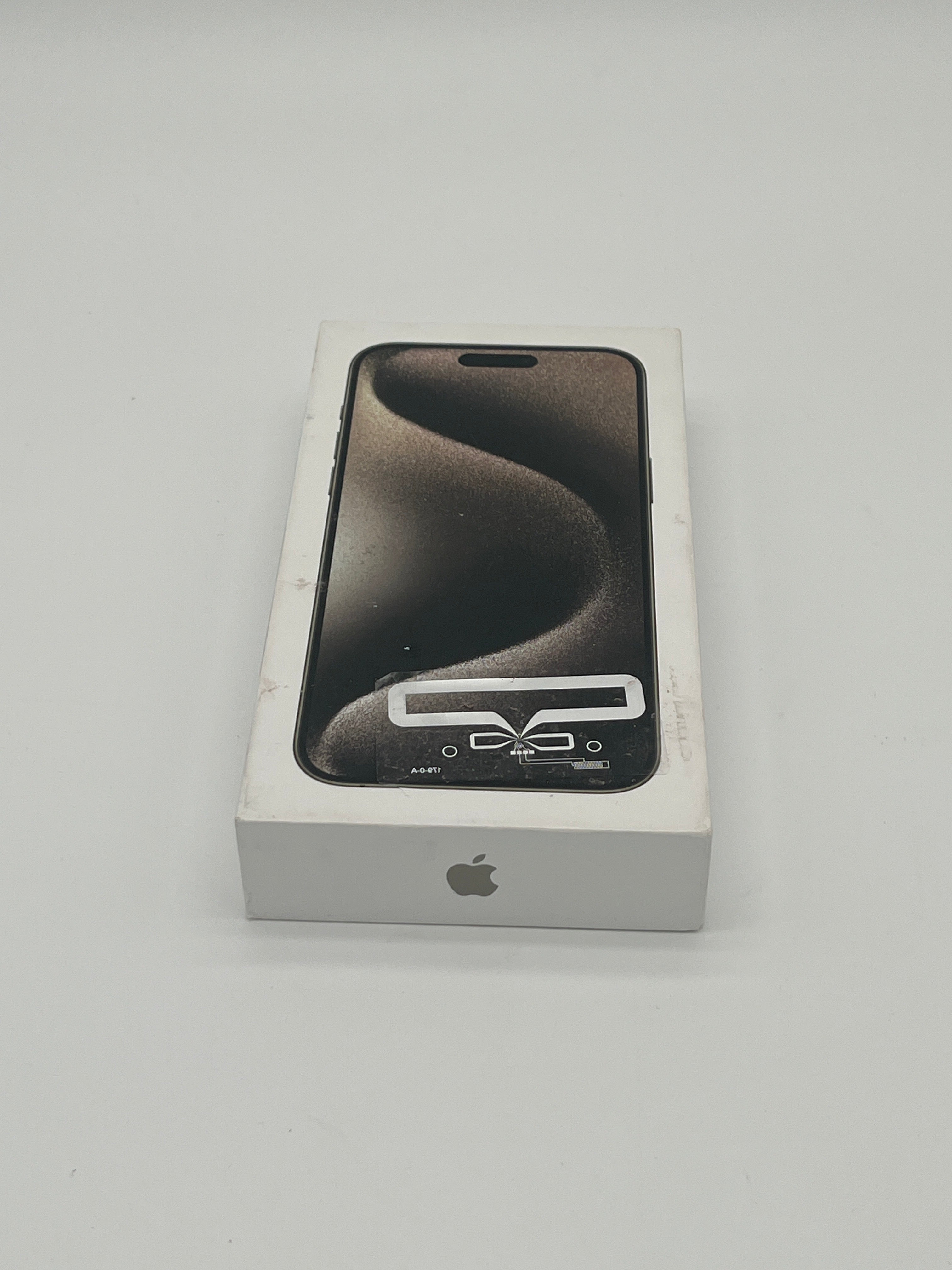 Apple iPhone 15 Pro Max, Natural Titanium, 512GB (ohne ladekabel)