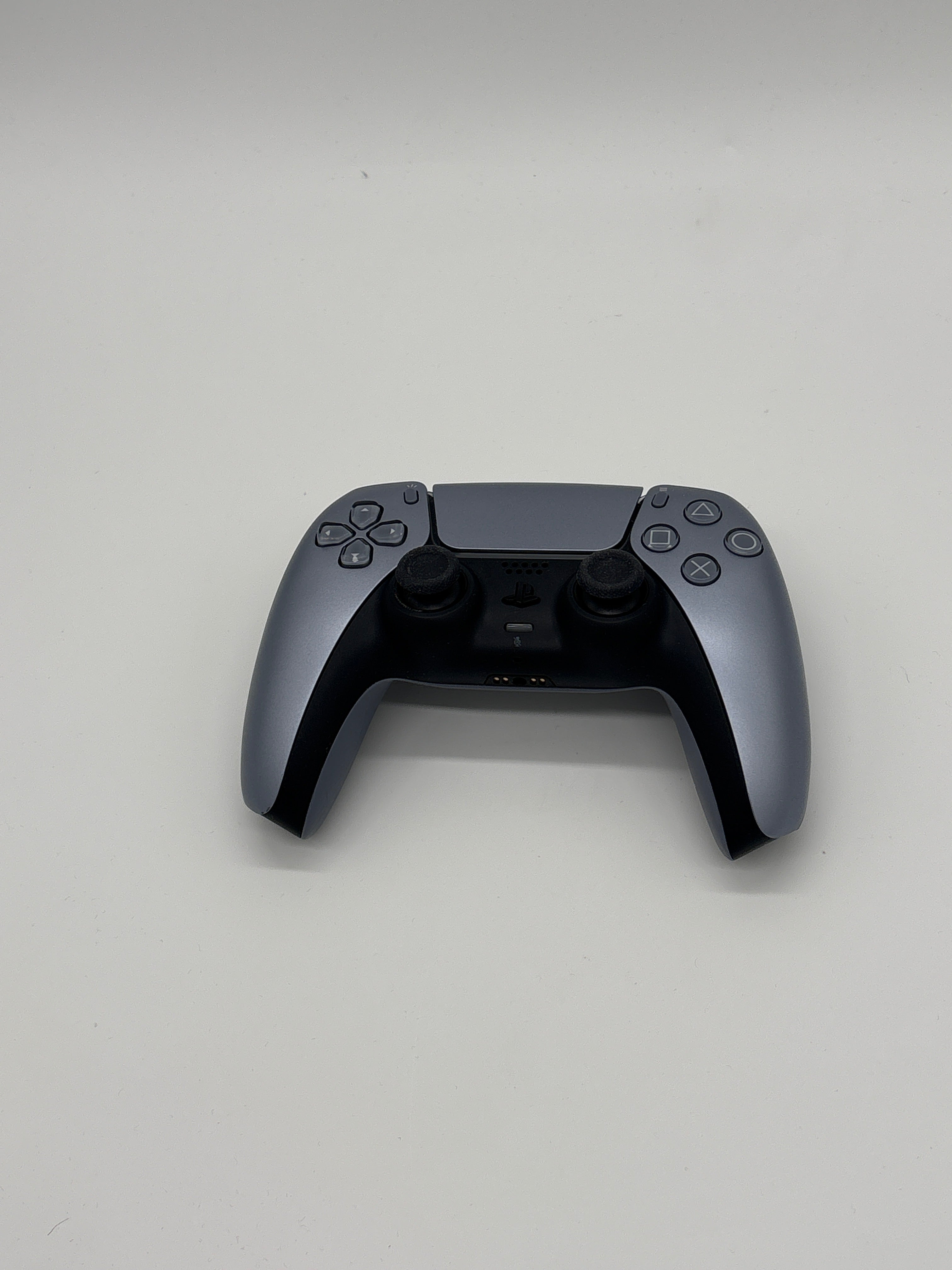 Sony DualSense Wireless Controller Sterling Silver – PS5
