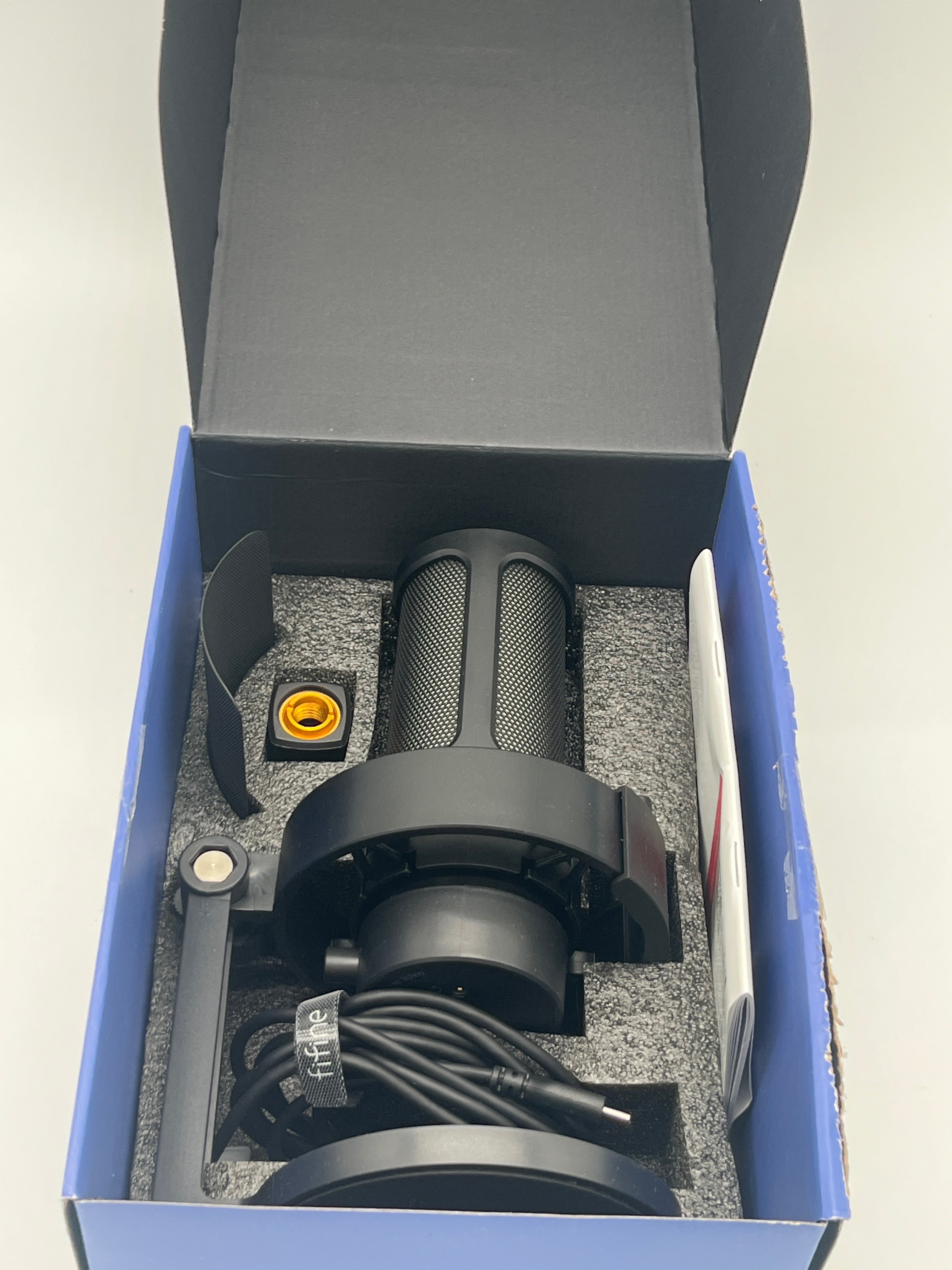 FIFINE Ampligame A8 RGB Gaming Mikrofon, Schwarz