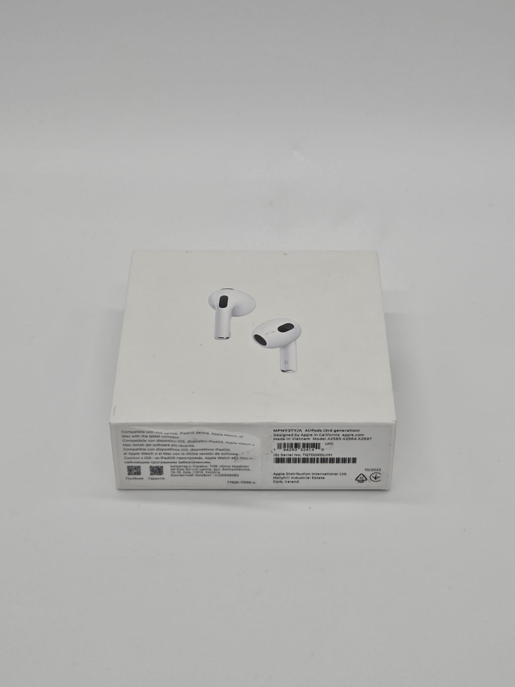 Apple AirPods (3. Generation) – mit Lightning Ladecase