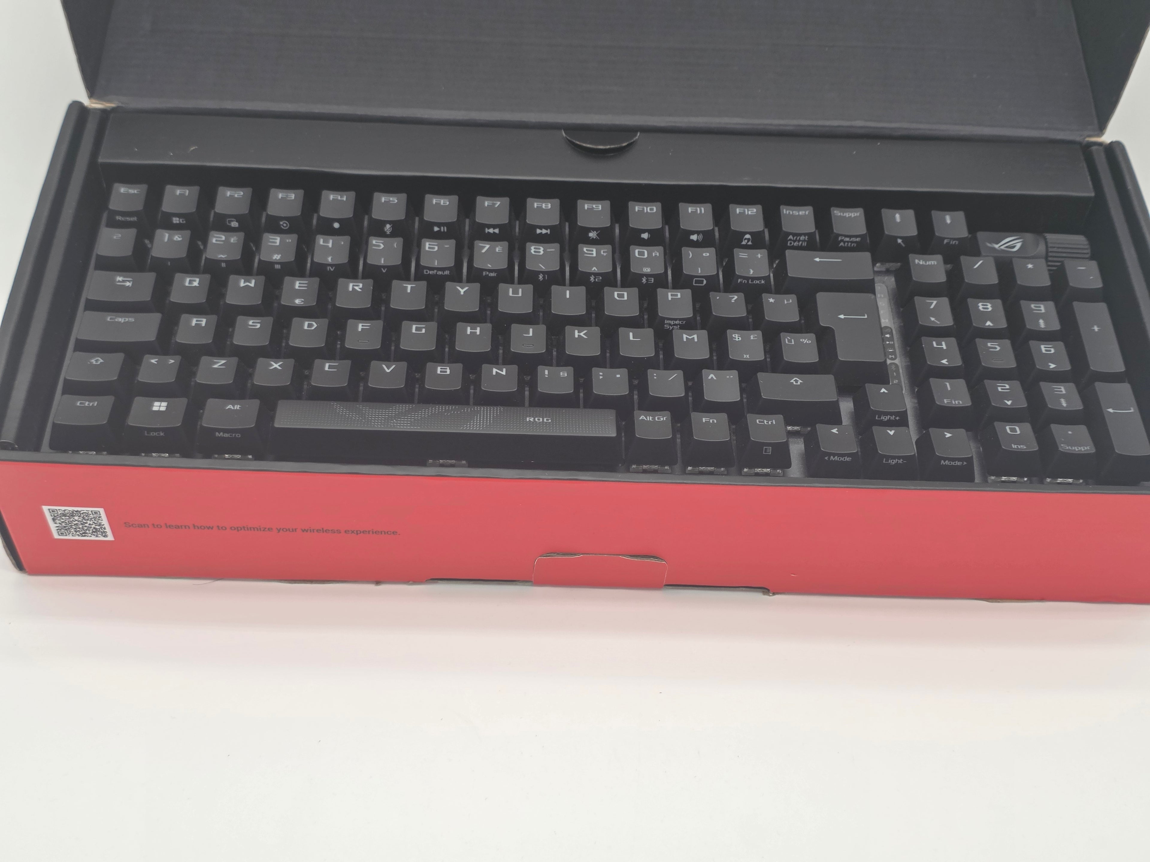 ASUS ROG Strix Scope II 96 Wireless Tastatur